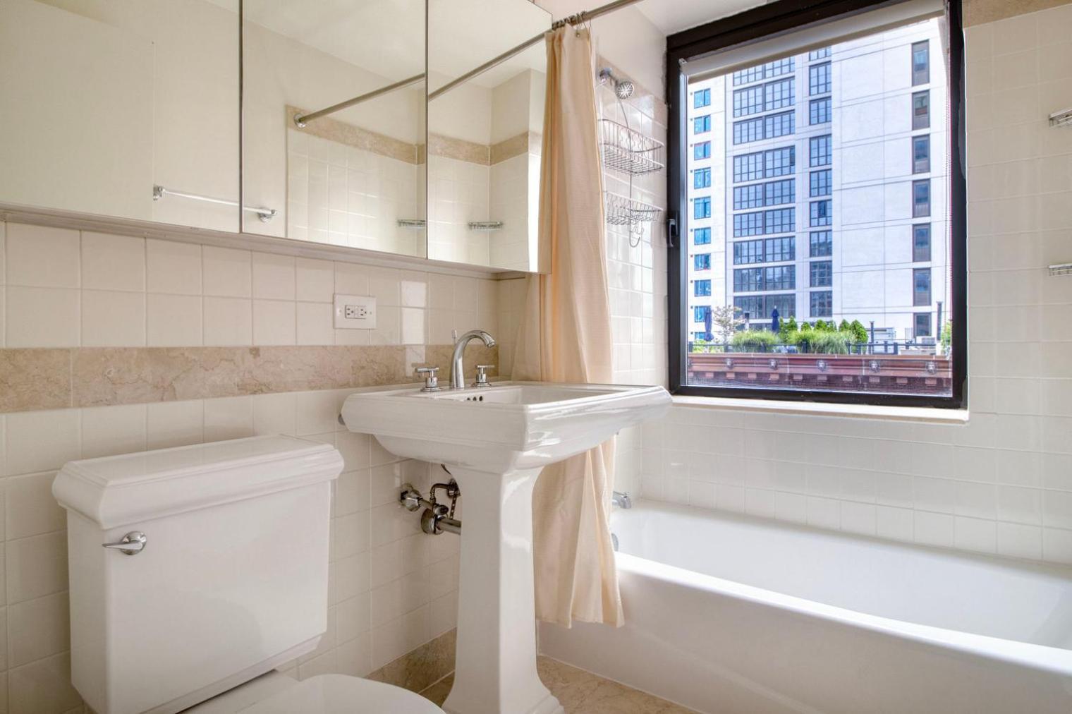 Appartement Upper West Side 1br W Doorman Nr Park Nyc-1219 *