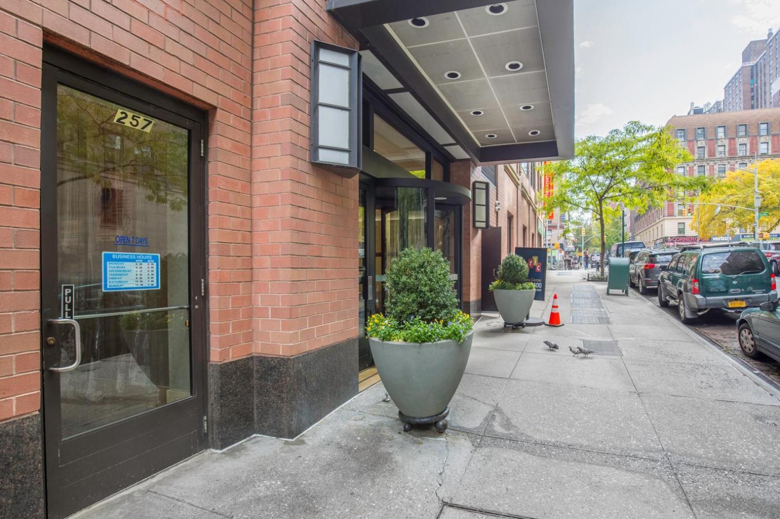 Appartement Upper West Side 1br W Doorman Nr Park Nyc-1219
